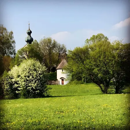 Gaestehaus Wolfgang Froschsee -7- *